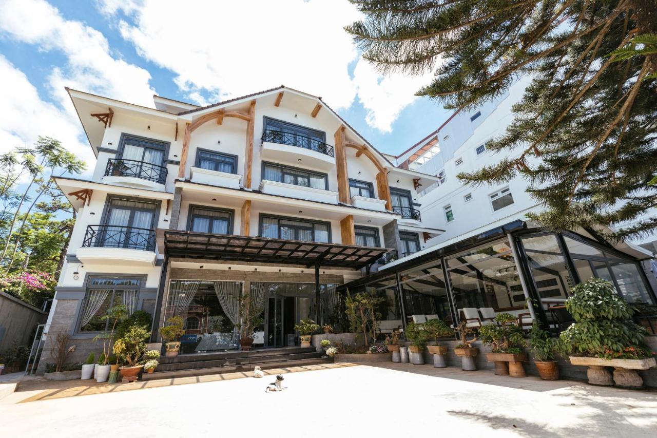 Minh Chi Hotel Dalat Exterior foto